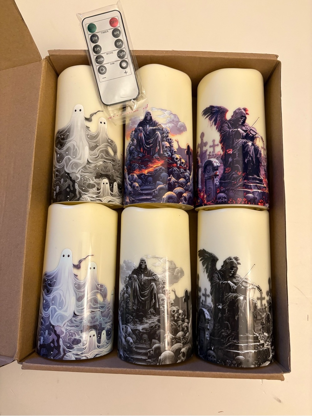 Set of 6 frameless Halloween candles. New in box